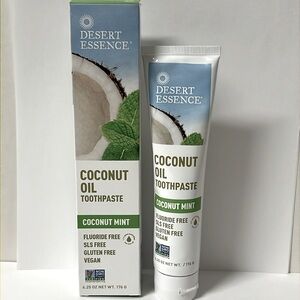 Desert Essence Toothpaste Coconut Mint lot of 2pc